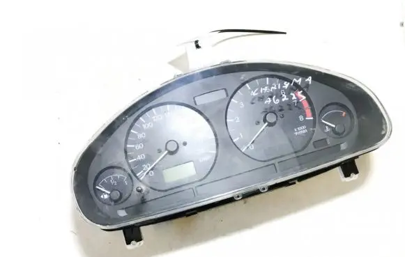 Mitsubishi Carisma Speedometer (instrument cluster) mr308402