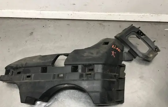 Nissan Pathfinder R51 Front bumper mounting bracket 62223EB310