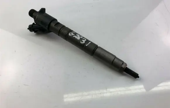 Volvo S80 Fuel injector 31272690 G2831