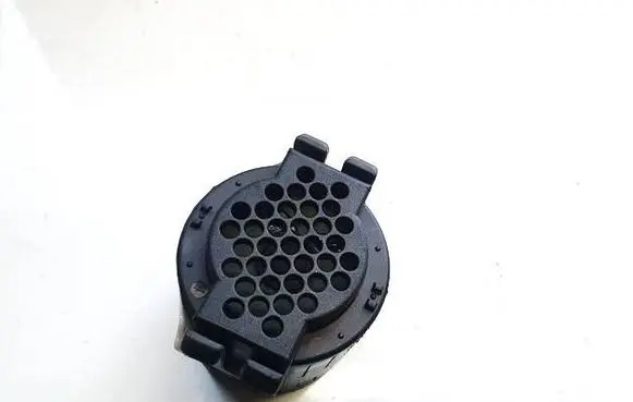 BMW X3 E83 Alarm system siren 65818360995 65.81-8360995