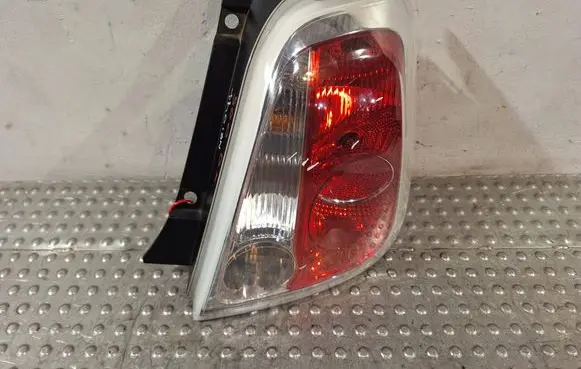 Fiat 500 Rear/tail lights S25081047