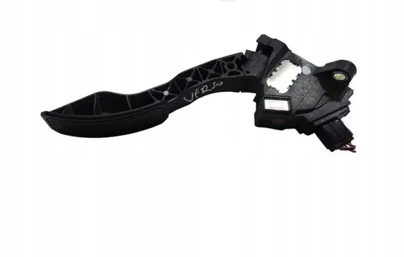 Toyota Verso Accelerator throttle pedal 78110-02020