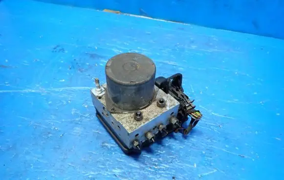 Fiat 500 ABS Pump 51821273 0265230283