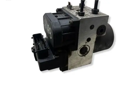 Audi A6 S6 C5 4B ABS Pump 8E0614111AB