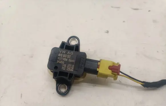 Audi A8 S8 D4 4H Airbag deployment crash/impact sensor 4H0955557