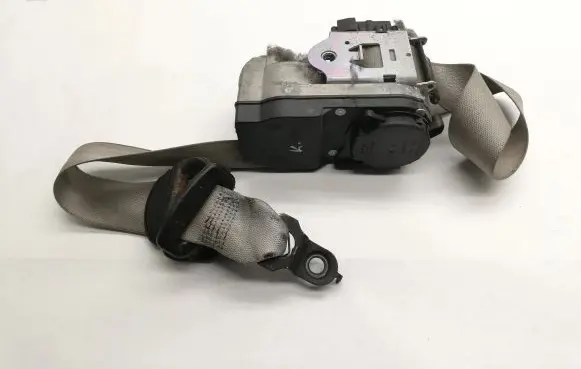 Mercedes-Benz GL X164 Front seatbelt