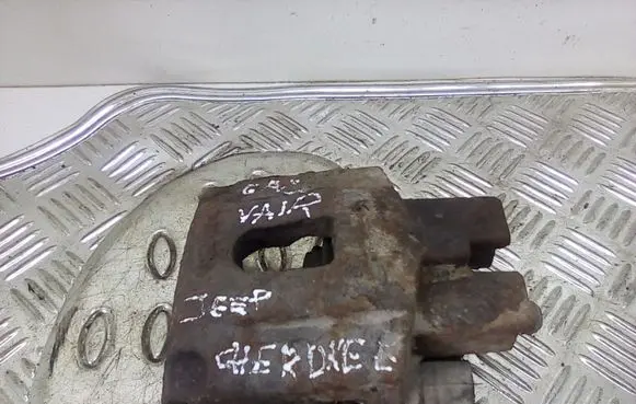 Jeep Grand Cherokee (WJ) Rear brake caliper