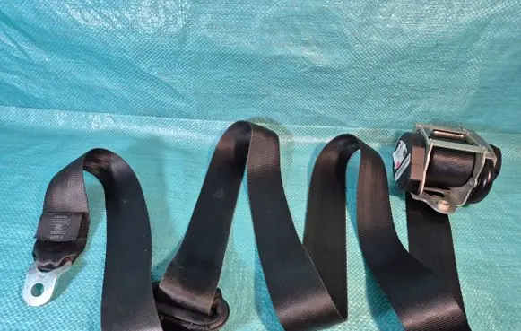 Skoda Octavia Mk2 (1Z) Front seatbelt 1Z0857701C 22092010 616016400
