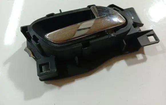 Peugeot 407 Rear door interior handle 