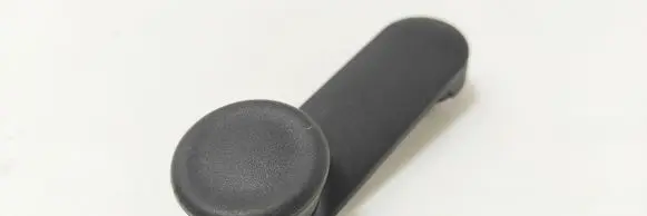 Opel Astra G Rear door window winding handle 90247150