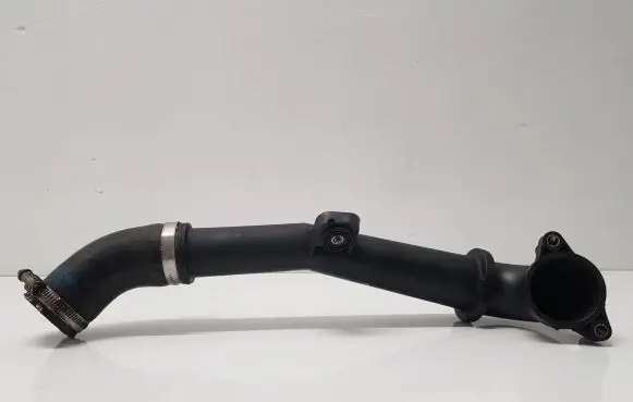 Intercooler hose/pipe