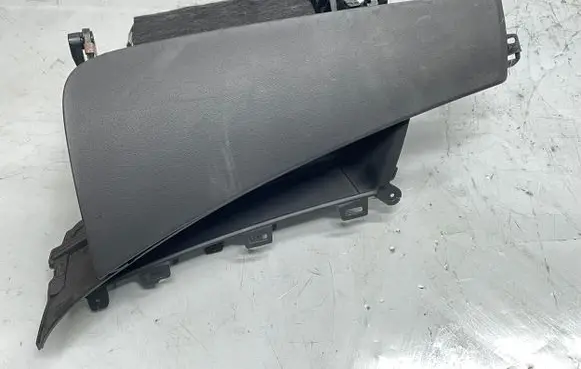 Opel Zafira C Glove box 13293532 13293534