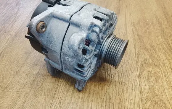 Porsche Macan (95B) Generator/alternator 06E903024A