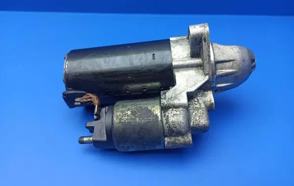 BMW 7 E65 E66 Starter motor 7794952 0001115041 1241779495203