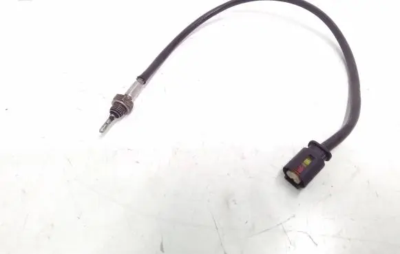 BMW 3 E90 E91 Intake air temperature sensor 8507628