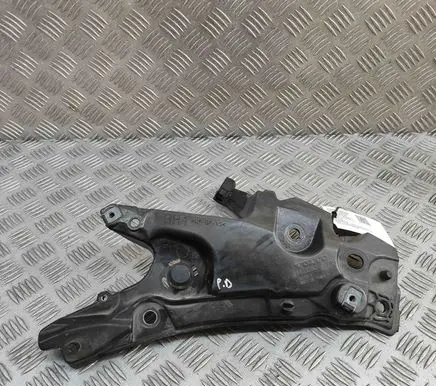 Volvo V60 Fender mounting bracket 31468232
