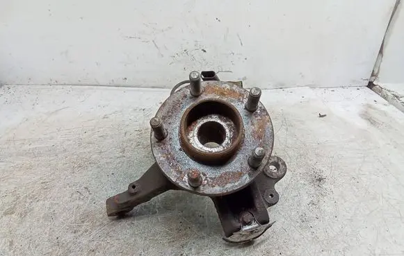 Ford Focus C-MAX Front wheel hub spindle knuckle 3M513K170