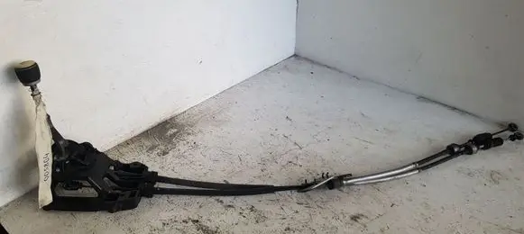 Toyota Avensis T250 Gear shifter/selector