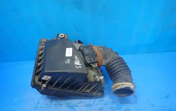 Mazda 3 II Air filter box R2AJ13Z02 K3804