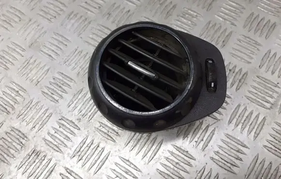 Alfa Romeo 147 Dash center air vent grill BRAK