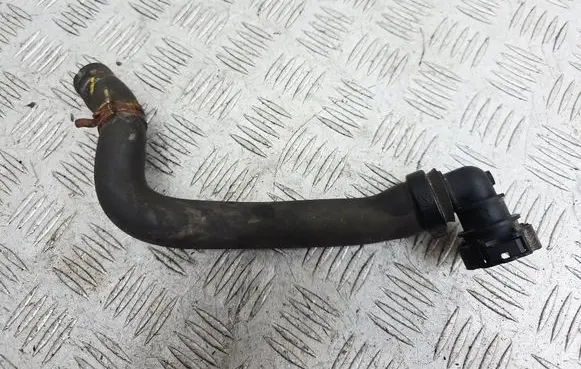 Renault Captur Engine coolant pipe/hose 924001635R