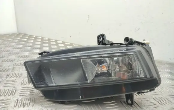 Volkswagen Golf VII Front fog light 5G0941662D