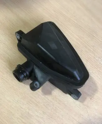 Mercedes-Benz R W251 Intake resonator A6421400087