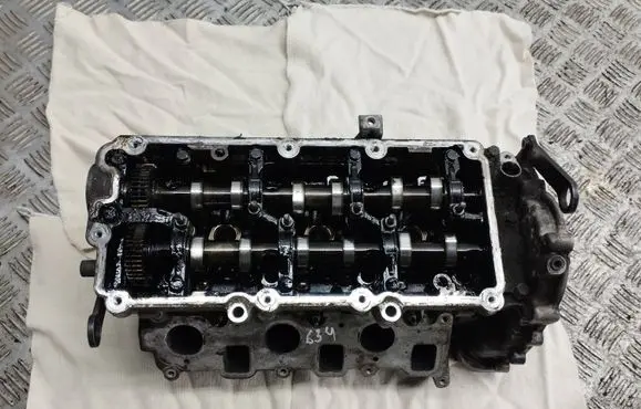 Audi A6 S6 C6 4F Engine head 059354AF 026020804 2297411