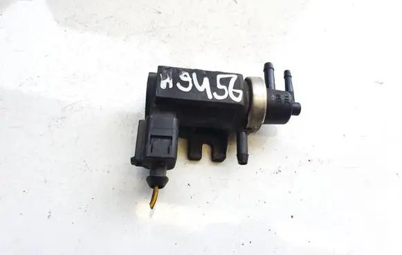 Skoda Octavia Mk1 (1U) Turbo solenoid valve 31100 89120