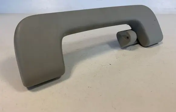 Audi Q7 4L Rear interior roof grab handle 8P0857607K 8P0857607L
