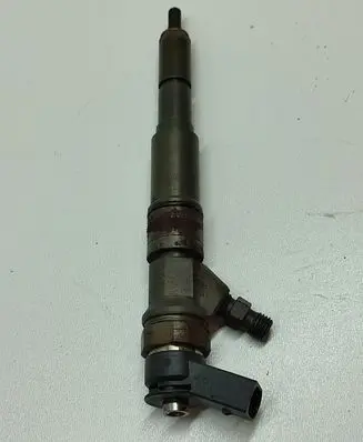 BMW 5 E60 E61 Fuel injector 7794435 0445110209