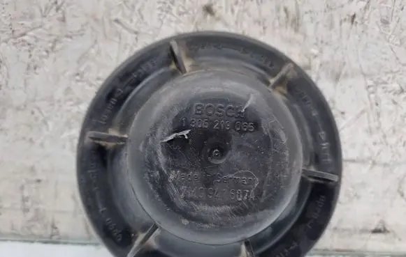 Headlight/headlamp dust cover