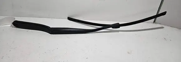 BMW 5 F10 F11 Windshield/front glass wiper blade 7182459
