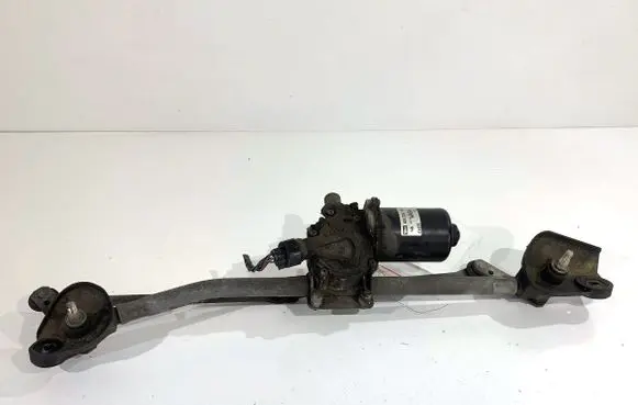 Toyota Corolla Verso E121 Front wiper linkage and motor 404749