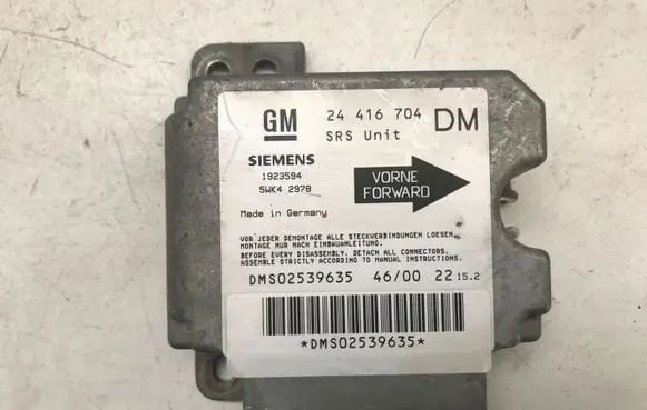 Opel Zafira A Airbag control unit/module 24416704