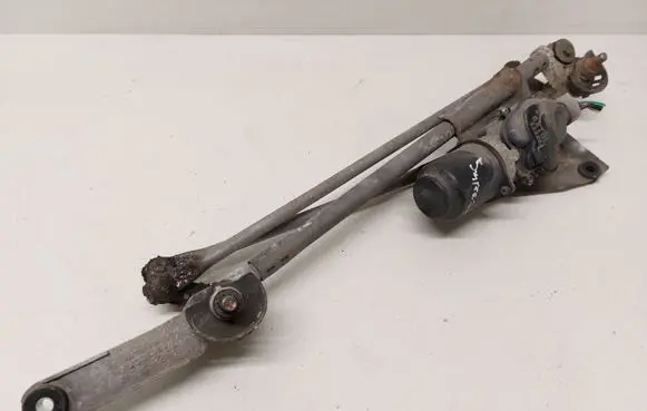 Subaru Impreza II Front wiper linkage and motor