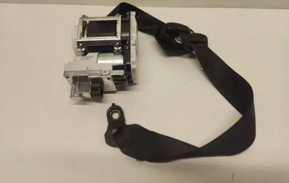 Mercedes-Benz ML W164 Front seatbelt 34049521D