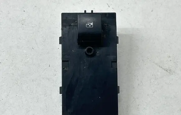Chevrolet Camaro Electric window control switch 92221585 222215S5