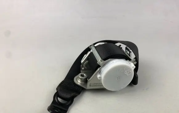 BMW i3 Rear seatbelt 7305644
