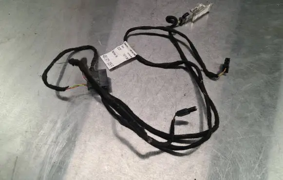 Audi A6 S6 C5 4B Front door wiring loom 4B0971035F