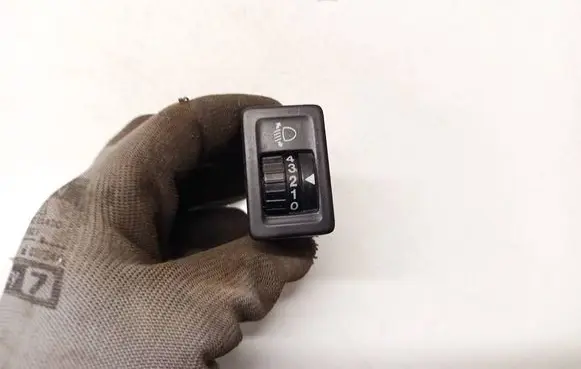 Opel Agila B Headlight level height control switch 