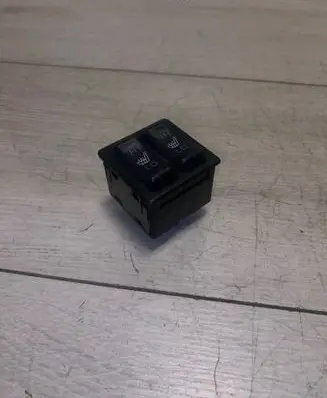 Mitsubishi Grandis Seat heating switch 4907B