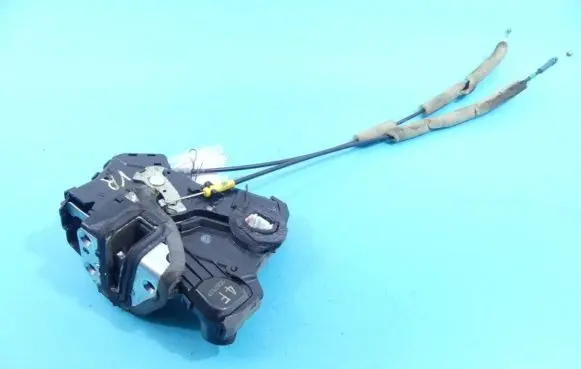 Toyota Land Cruiser (J200) Front door lock 4F1080909 IMPRK1101534