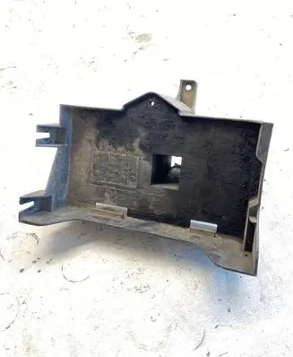 Battery tray