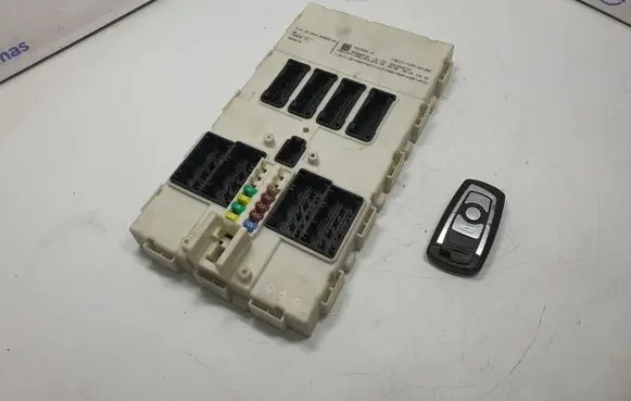 BMW 3 F30 F35 F31 Immobilizer control unit/module 9315682 61359315682