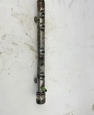 Iveco Daily 4th gen Fuel distributor 0445224055