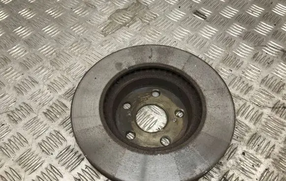 Lexus CT 200H Front brake disc