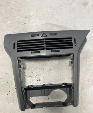 Opel Astra H Radio/GPS head unit trim 13141091 13141085