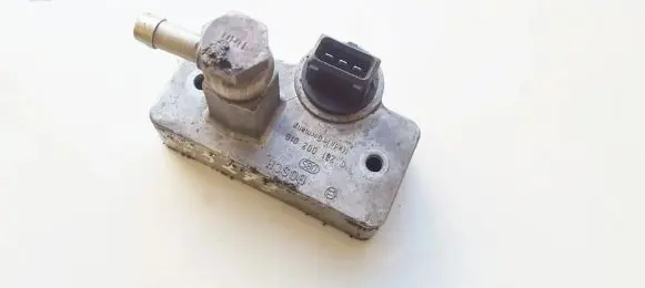 Audi 100 S4 C4 Air pressure sensor 0281002018