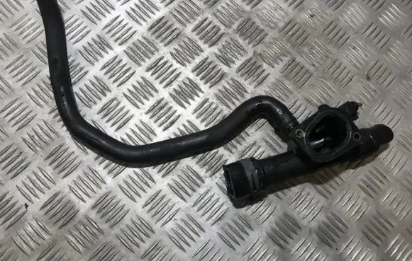 Volkswagen Golf IV Engine coolant pipe/hose 038121133